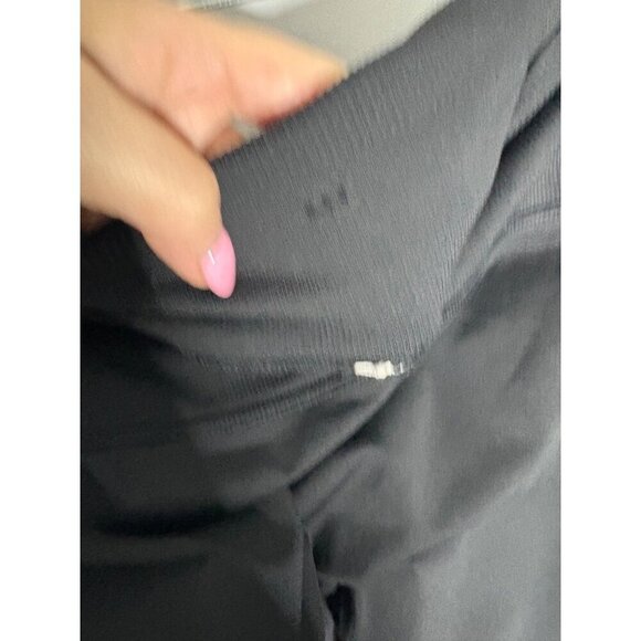 Lululemon Ebb to Street Black Tight-sz approx. 6 - Picture 3 of 10